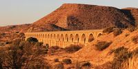 The Hennie Steyn rail-and-road bridge outside Bethulie, which arches over the Orange River before its banks broaden into the massive Gariep Dam. Image: Chris Marais