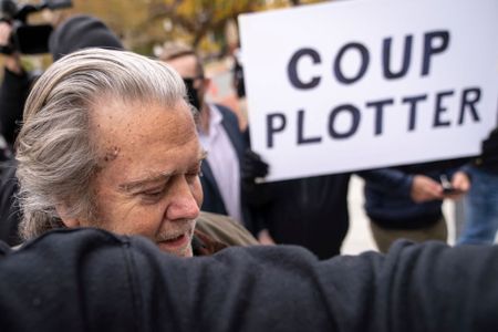 Former Trump adviser Bannon agrees to testify before US congressional panel on January 6 riot