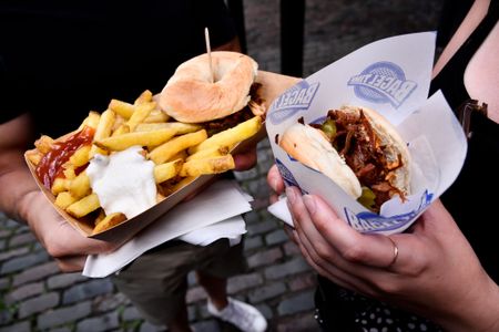 Focusing on how and why you eat may be the key to healthy eating