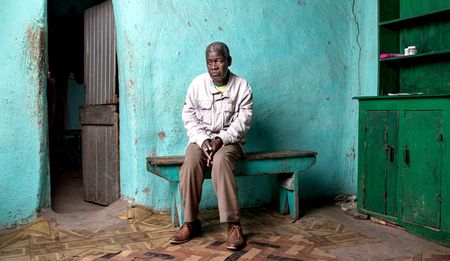 GroundUp: Anglo American joins the silicosis fray