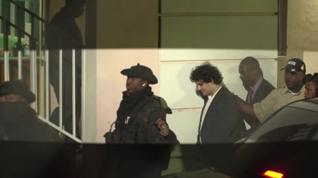 Bankman-Fried’s arrest in Bahamas sets up US extradition fight