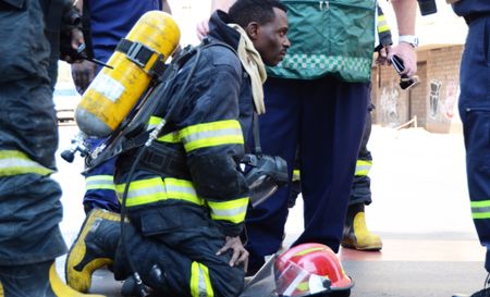 Reinforcements called in from Tshwane and Ekurhuleni to help battle city fire