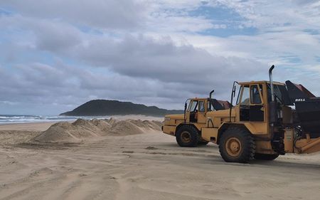 Oom Rudi and the bulldozers: Huge blow to restoration as SA’s largest estuarine lake mouth is smashed open