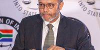 P4 VINCENT MADLANGA V ZONDO