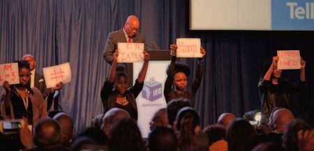 While you were sleeping: 10 October 2016