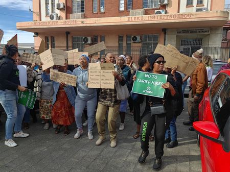 Buffalo City ratepayers march to City Hall, demanding withdrawal of ‘unaffordable’ electricity fee