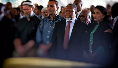 Op-Ed: We can’t pay tribute to Kathrada by pretending he was not disturbed by the current post-apartheid failure of politics