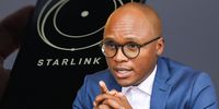 Illustrative image | Communications Minister Solly Malatsi. (Photo: GCIS) | The Starlink logo. (Photo by Jonathan Raa / NurPhoto / NurPhoto via AFP)