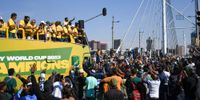 The Springboks rugby team during their first day of the nationwide victory parade after winning the 4th Rugby World Cup, crossing Nelson Mandela Bridge in Braamfontein, 2 November 2023. (Photo: Julia Evans)