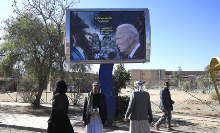 Houthis vow to keep attacking Red Sea ships; Pakistan carries out strikes in Iran