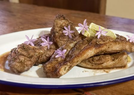 Throwback Thursday: How to cook a lamb chop without wasting beer