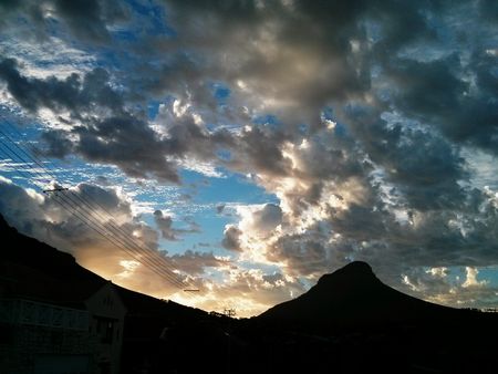 Living kingdoms of the clouds