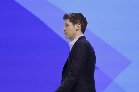 Altman Seeks to Raise Billions for Network of AI Chip Factories