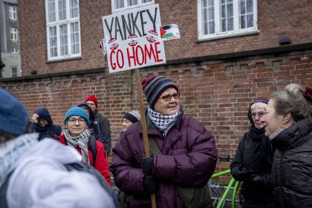 Greenlanders overwhelmingly oppose becoming part of the United States, poll shows