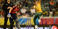 Shabnim Ismail of South Africa bowls during the ICC Women's T20 Cricket World Cup match between South Africa and England at the WACA on 23 February, 2020 in Perth, Australia. (Photo: Isuru Sameera Peiris/Gallo Images)