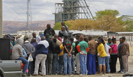 NUM & AMCU resist Amplats dismissals