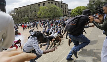 Medium-Term Budget: Zuma, Gigaba lack of action on tertiary fees could cause ‘pandemonium’