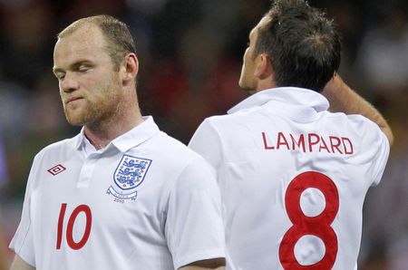 Algerians frustrate English stars into goalless draw