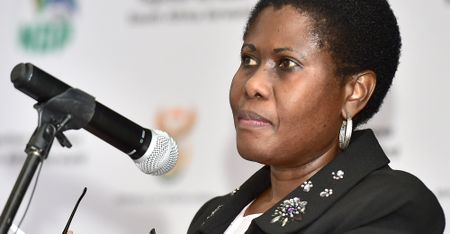 Dipuo Letsatsi-Duba’s bid to paint herself as a victim of poor advice and lack of resources falls flat