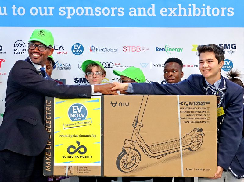 Hermanus teen’s solar app powers a win at EV showcase