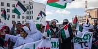 Protesters gather outside Parliament in Cape Town on Wednesday, 12 May 2021, during a march organised by the Al-Quds Foundation and the Muslim Judicial Council (MJC), in solidarity with Palestine. (Photo: Victoria O’Regan)