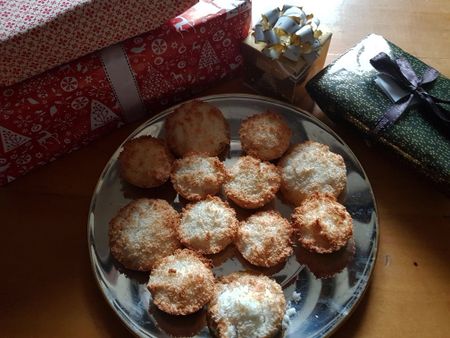 Multicultural Christmas baking, from Hertzoggies to Macrontjies