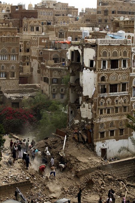 Houthi rebels raid UN premises in Yemen, detain at least 11 people