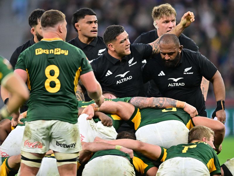 Rassie seethes at Rennie’s accusations as All Blacks get away with negative scrum tactics