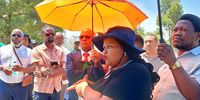Petrol bombs, rubber bullets, more promises as Nelson Mandela Bay mayor meets Grogro community

