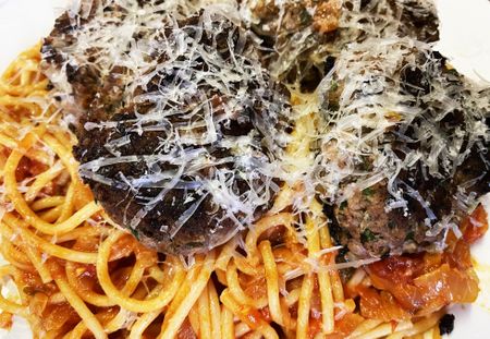 What’s cooking today: Spaghetti & Meatballs