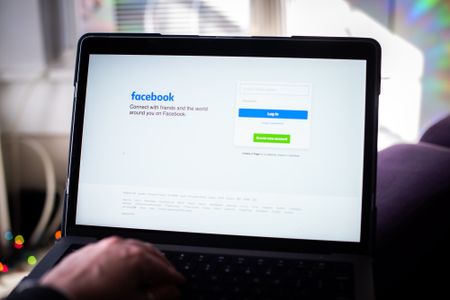 Meta Expands Policy to Remove More Posts Attacking ‘Zionists’