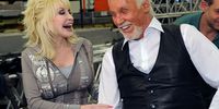 Photo Essay-Dolly Parton dies