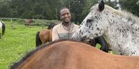 Mlindeni Sithole, horse whisperer and carpenter, at Antbear Lodge: (Photo: Flickr / Danny Foster)