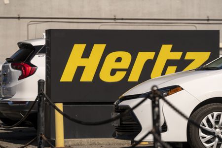 Hertz Shareholders Raise $1.3 Billion in Nasdaq Listing