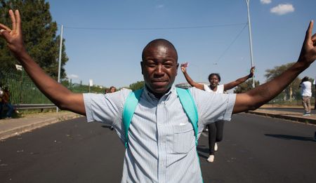 Storm reloaded: Protests continue at the UJ