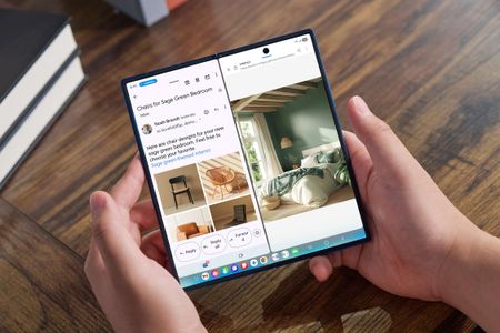 AI in Your Pocket: Meet the Galaxy Z Fold7