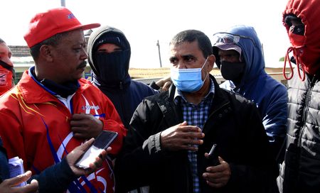 Calm slowly returns to West Coast towns after protests