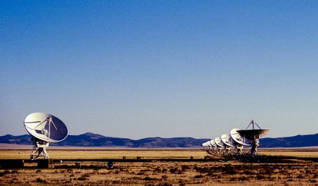 First contact with aliens - lessons learnt from history on Earth tell cautionary tales