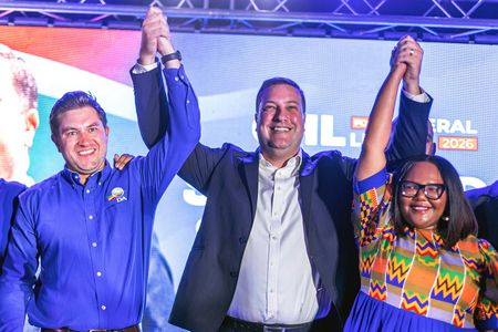 ‘Time to renew’ — Hill-Lewis declares bid for DA’s top job