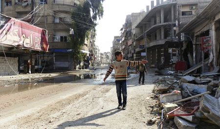 Syria launches air strikes as combat rages in Damascus