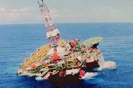 Oil majors sweat as profits plunge