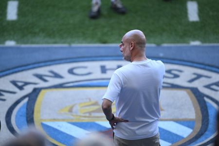 Soccer-Man City consider legal action after Real Madrid candidate’s Haaland pledge