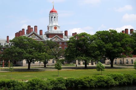 US says it will start revoking visas for Chinese students