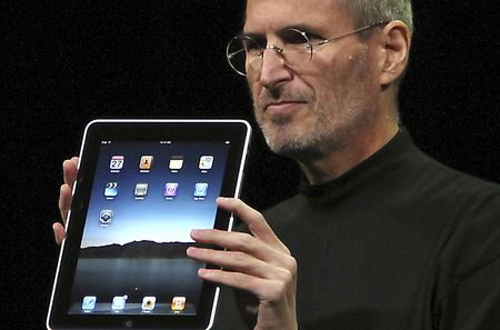 Apple, soon-to-be an eBook dominator