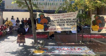 Veterans seeking apartheid reparations finally force meeting with minister, but come away with nothing – again