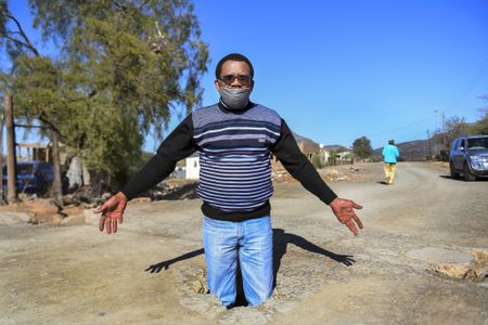 Graaff-Reinet roads: Municipality’s carbon-copy plans recycled each year