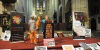 12/02/2020 PUBLIC RALLY State Capture Culprits Must Be Jailed - Year of the orange overalls at St George's Cathedral, Cape Town. Ali Gule, National community engagement facilitator. Liz McDaid from OUTA.<br>Story Christy Nortier<br>Picture JOYRENE KRAMER