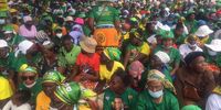 Zanu PF supporters at a campaign rally in Chitungwiza, about 30km south of the capital Harare. (Photo: Frank Chikowore) 