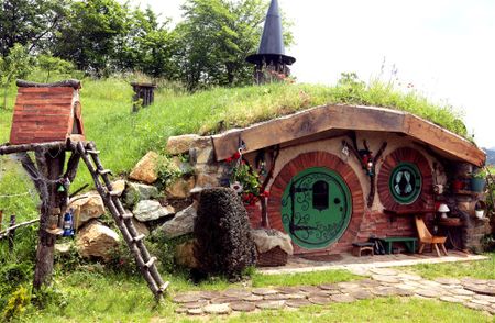Bosnia and Herzegovina's hobbit houses, and more from around the world