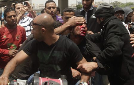 Ghost of Mubarak haunts Egypt's electioneering